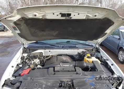 2016 Ford Expedition Platinum from USA, damaged, VIN 1FMJU1MT8GEF17817